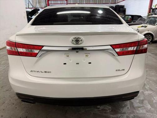 2014 Toyota Avalon XLE