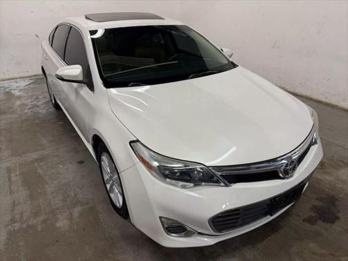 2014 Toyota Avalon XLE