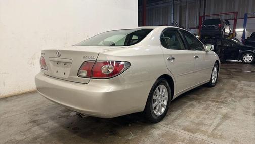2004 Lexus ES 330 Base