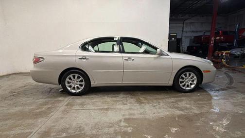 2004 Lexus ES 330 Base