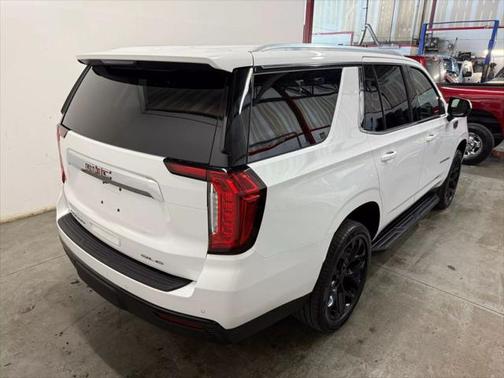 2021 GMC Yukon SLE
