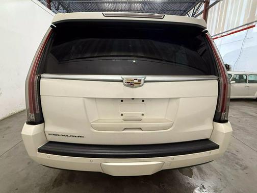 2015 Cadillac Escalade ESV Sport