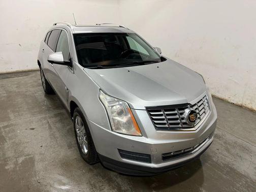 Silver 2015 Cadillac SRX Luxury Collection