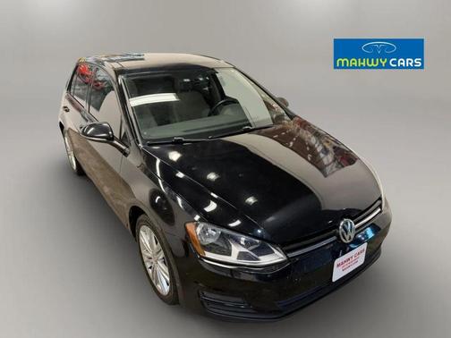 Black 2015 Volkswagen Golf DSG TDI SE