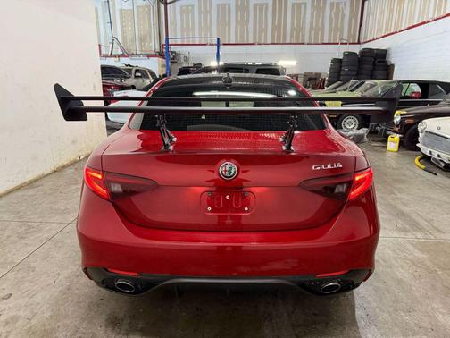 2018 Alfa Romeo Giulia Ti Sport