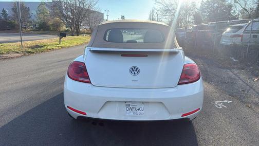 2013 Volkswagen Beetle 2.0L TDI