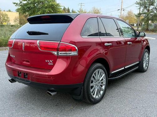 2013 Lincoln MKX Base