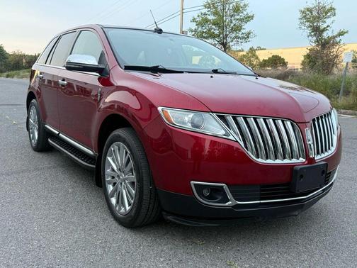 2013 Lincoln MKX Base