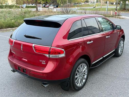 2013 Lincoln MKX Base