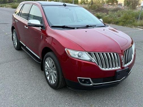 2013 Lincoln MKX Base
