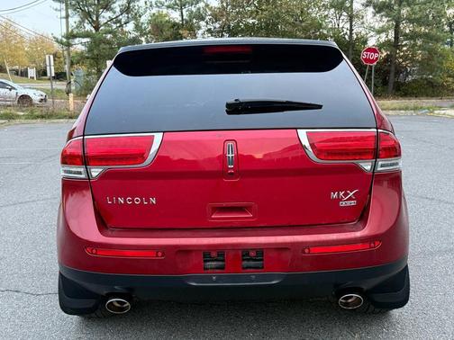 2013 Lincoln MKX Base