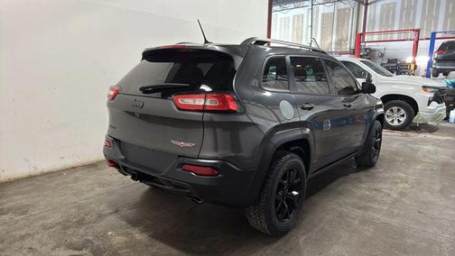 2015 Jeep Cherokee Sport
