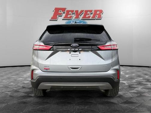 ICONIC SILVER 2023 Ford Edge SEL