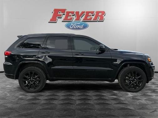 2021 Jeep Grand Cherokee LAREDO