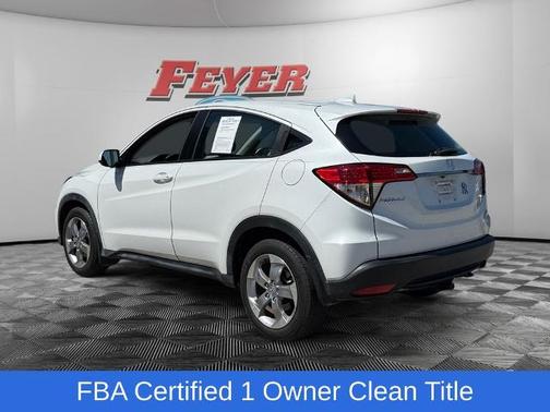 White 2022 Honda HR-V LX