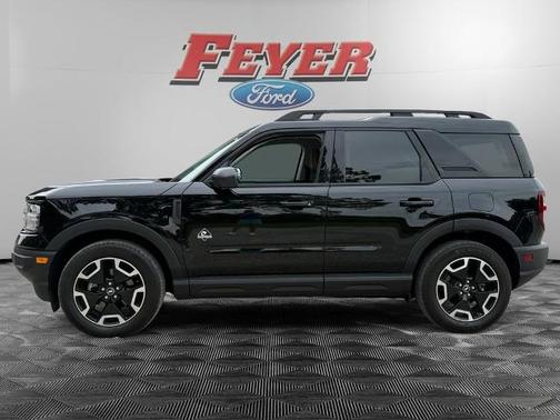 SHADOW BLACK 2023 Ford Bronco Sport OUTER BANKS
