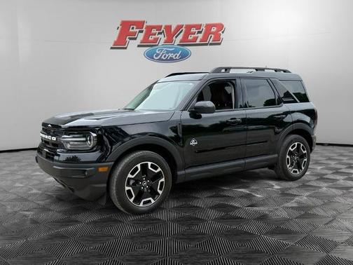 SHADOW BLACK 2023 Ford Bronco Sport OUTER BANKS