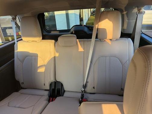 2022 Ford Expedition PLATINUM