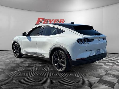 2024 Ford Mustang Mach-E SELECT