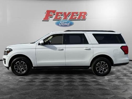 OXFORD WHITE 2024 Ford Expedition XLT