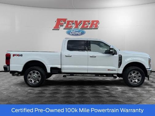 OXFORD WHITE 2025 Ford F-350 KING RANCH