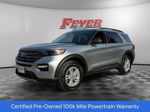 ICONIC SILVER METALLIC 2023 Ford Explorer XLT