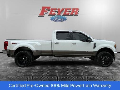 STAR WHITE 2022 Ford F-350 KING RANCH