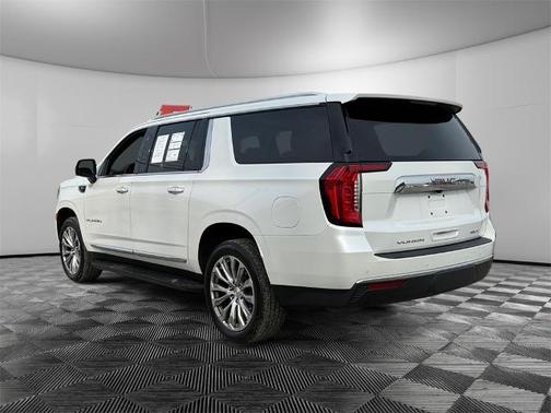 2022 GMC Yukon XL SLT