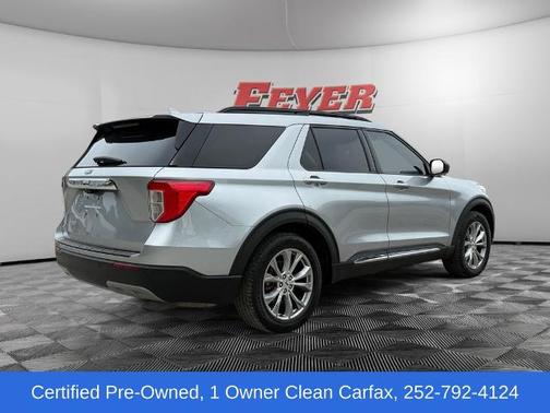 ICONIC SILVER METALLIC 2020 Ford Explorer XLT