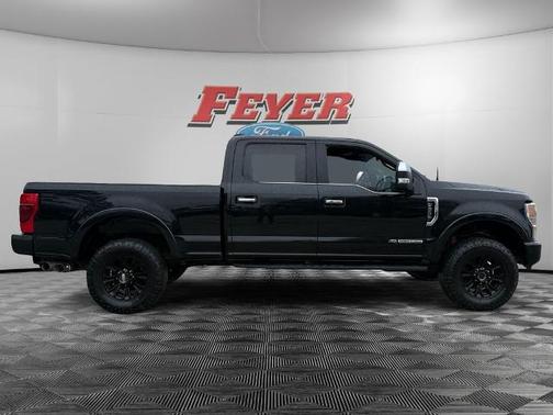 2022 Ford F-350 PLATINUM