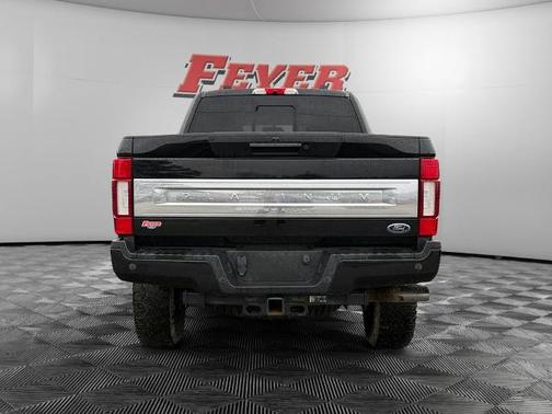 2022 Ford F-350 PLATINUM