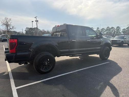 2022 Ford F-350 PLATINUM