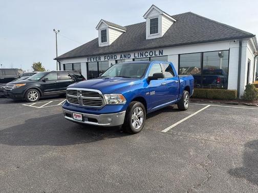 2018 RAM 1500 SLT