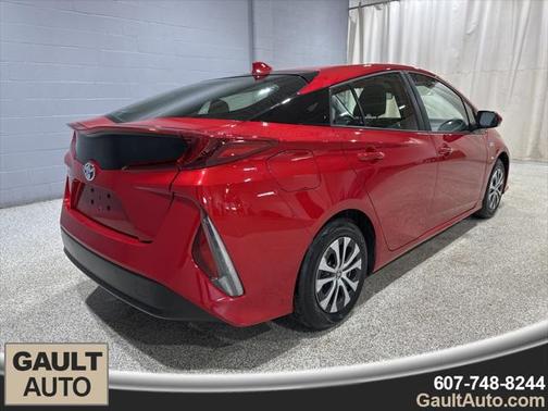 2022 Toyota Prius Prime LE