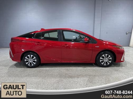 2022 Toyota Prius Prime LE