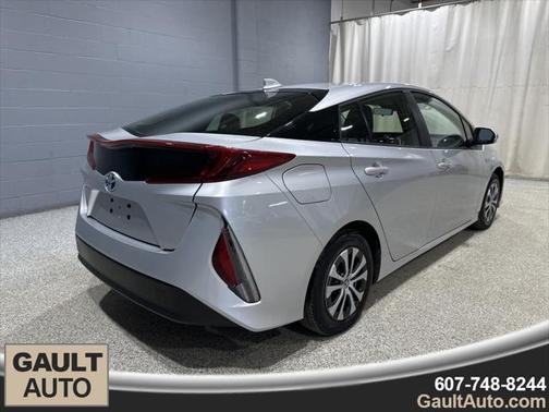 2022 Toyota Prius Prime LE