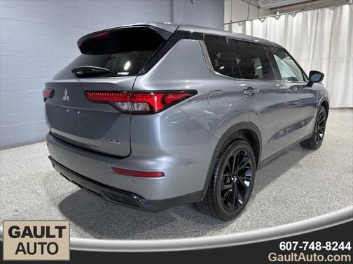 2024 Mitsubishi Outlander SE Black Edition S-AWC
