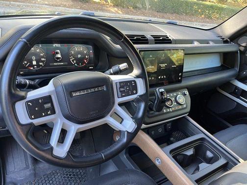 2022 Land Rover Defender 110 X-Dynamic HSE