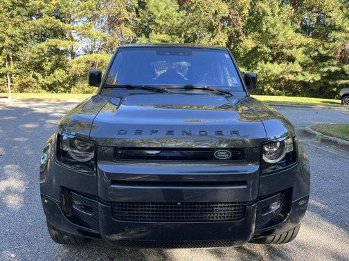 2022 Land Rover Defender 110 X-Dynamic HSE