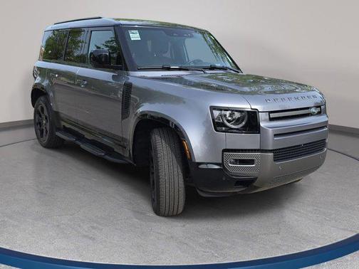 Eiger Grey Metallic 2024 Land Rover Defender 110 P400 X-Dynamic SE