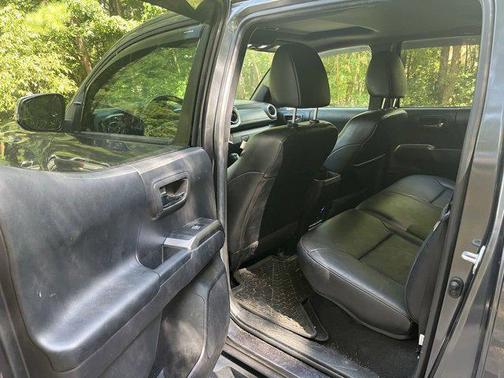 2022 Toyota Tacoma Limited