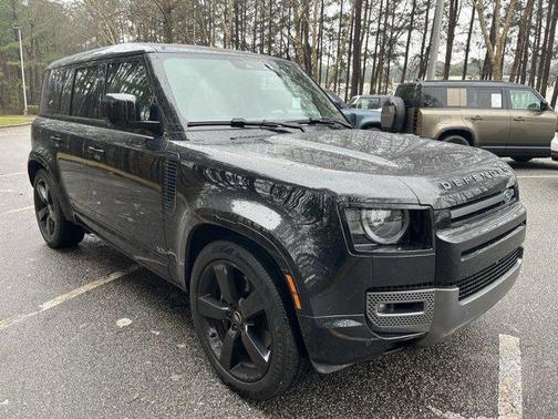 2024 Land Rover Defender 110 V8