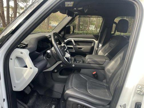 2022 Land Rover Defender 110 X-Dynamic SE