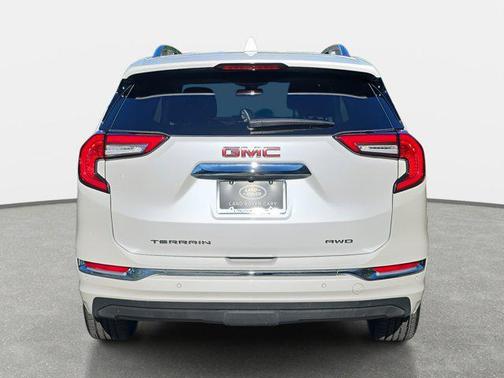 2022 GMC Terrain Denali