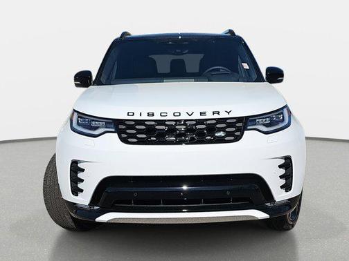 2025 Land Rover Discovery P300 Dynamic SE