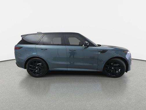 2023 Land Rover Range Rover Sport SE