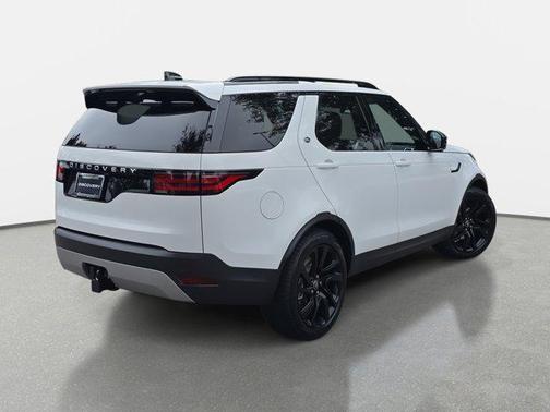 2025 Land Rover Discovery P300 S