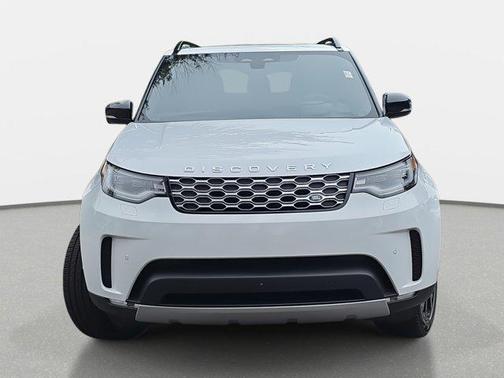 2025 Land Rover Discovery P300 S