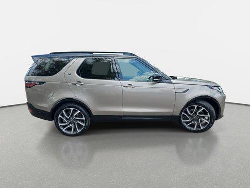 2025 Land Rover Discovery P360 Dynamic SE