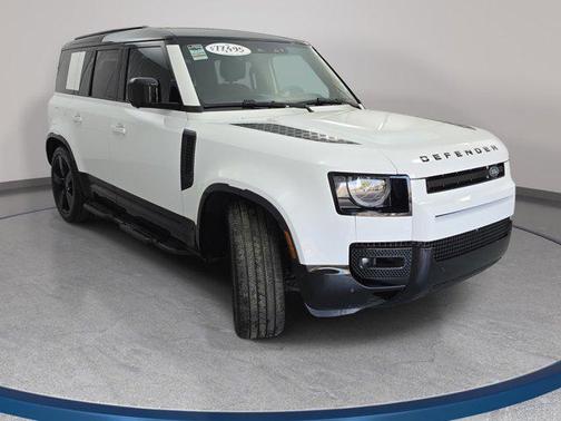 Fuji White 2025 Land Rover Defender 110 P400 X-Dynamic SE